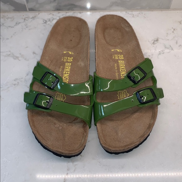 Birkenstock Ibiza Glossy Patent Leather Green Sandals Size 39 8.5 Look New - Picture 2 of 6